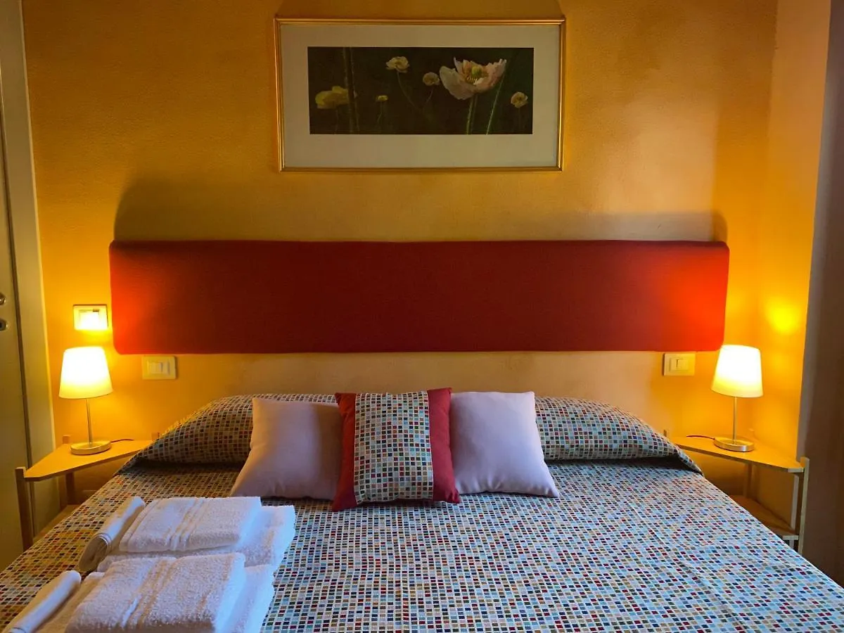 Dolce Vita In Tuscany B&B Capannori Bed & Breakfast